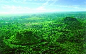 【海南】艾肯弘揚(yáng)再次相約海口火山群世界地質(zhì)公園